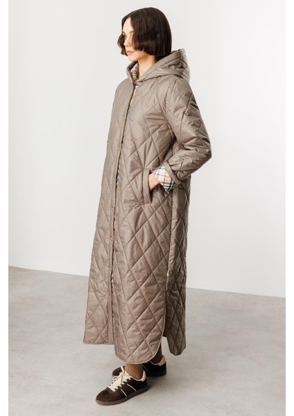 Vip Extra Dolgulu Spor Özel Garni Detaylı Zamansız ve Klasik Kaban Manto-Vizon modelleri