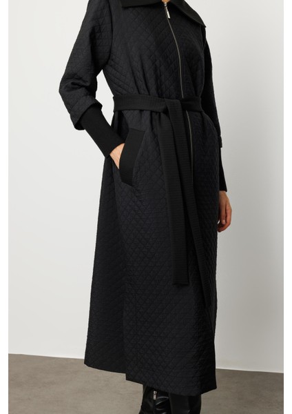 Db Yün Triko Detaylı Astarlı Jakar Kapitone Mevsimlik Uzun Trench Kap-Siyah