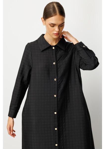 Jakar Kapitone Hafif ve Zamansız Mevsimlik Kullanım Imkanı Sunan Trench / Kap-Siyah