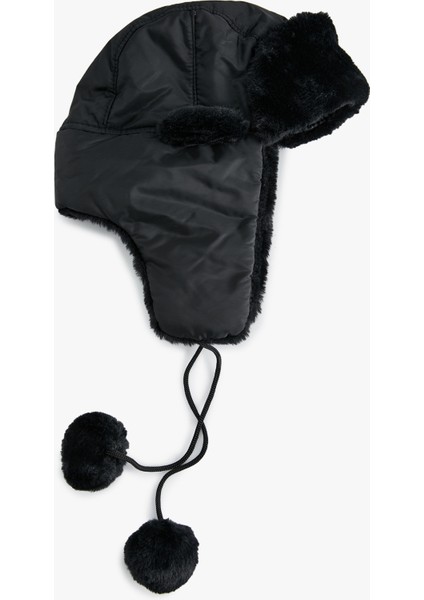 Ponpon Detaylı Peluş Pilot Şapka fiyatları