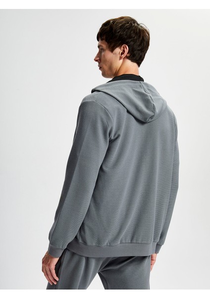 Yeni Sezon Kapüşonlu Uzun Kollu Erkek Fermuarlı Sweatshirt fırsatları