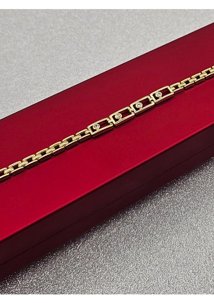 Xuping Kare Model Zirkon Taş Detaylı Altın Renk Çelik Bileklik