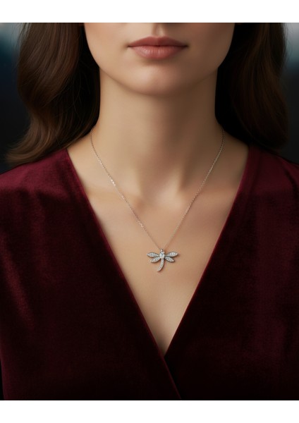 925 Ayar Gümüş Zirkon Taşlı Hediyelik Yusufçuk Kolye Zarif ve Şık Tasarım