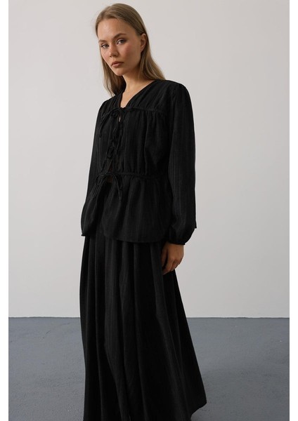 Önü Bağlamalı Etekli Takım - Siyah