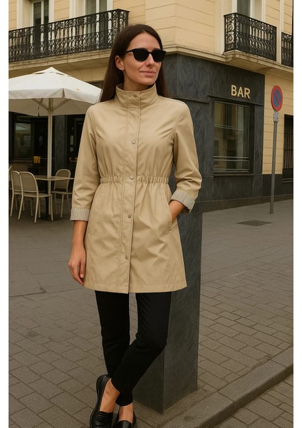 Kadın Astarlı Premium Bej Kısa Trençkot modelleri