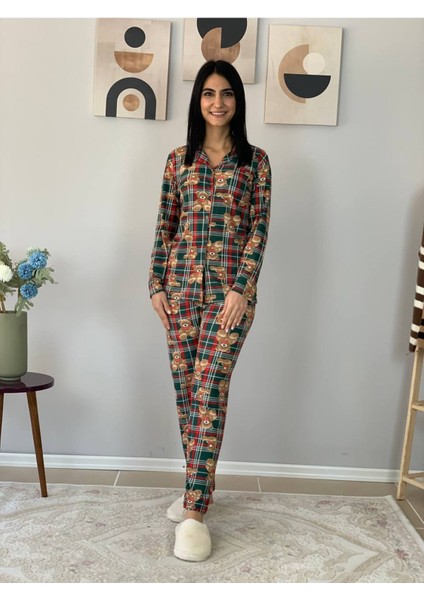 Kadın Teddy Bear Ayıcık Desenli Süet Düğmeli Pijama Takımı Yeşil