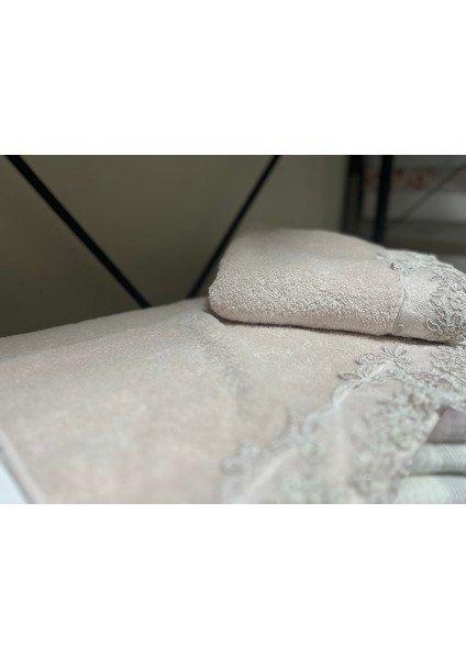 Güpürlü El Yüz Havlusu