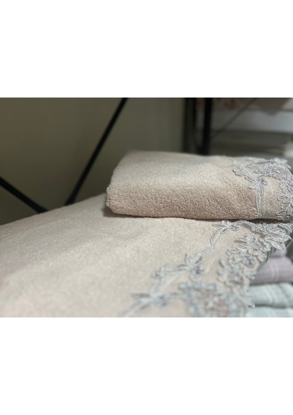 Güpürlü El Yüz Havlusu