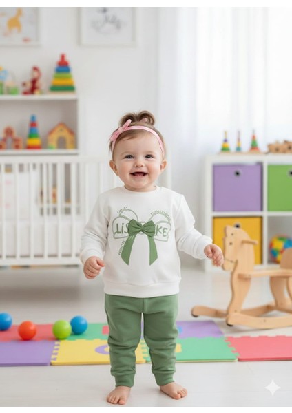 Sevimli Fiyonk Desenli Organik Pamuklu Bebek Sweatshirt ve Eşofman Altı Takımı