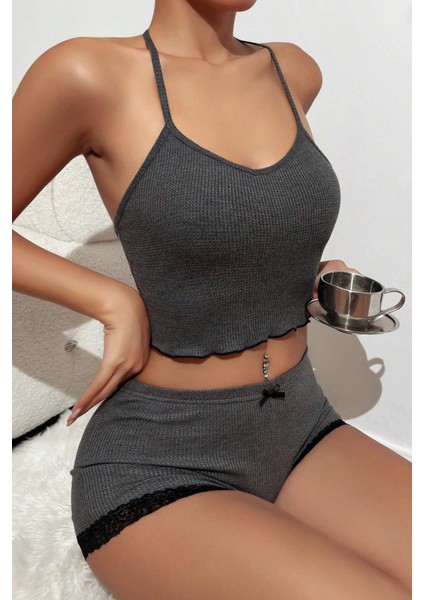 Kadın Gri Kaşkorse Sırt ve Bacak Kısmı Dantel Detaylı Şortlu Gecelik Takım fırsatları