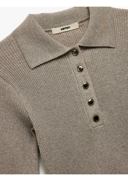 x Melis Ağazat - Uzun Kollu Metalik Iplik Detaylı Parıltılı Polo Yaka Triko Kazak modelleri