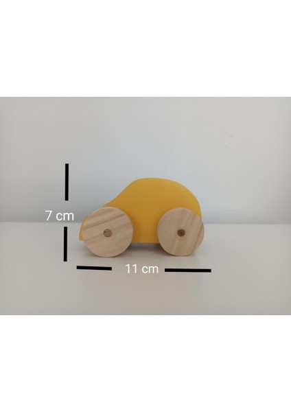 El Yapımı Sarı Ahşap Araba, Oturtmalı Peg Bebeklerle Eğlence Dolu Oyun Zamanı