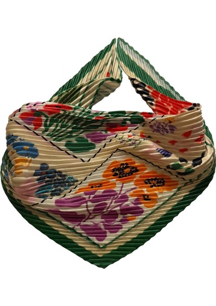 Renkli Çiçek Desenli Piliseli Kadın Fular