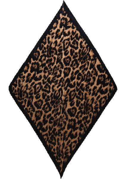 Leopar Desenli Piliseli Kadın Fular – Klasik ve Şık Aksesuar