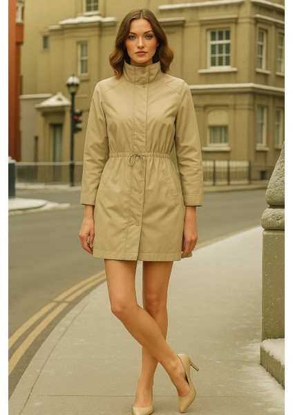 Kadın Kışlık Çizgili Bej Kısa Trençkot modelleri