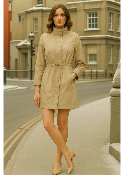 Kadın Kışlık Çizgili Bej Kısa Trençkot fırsatları