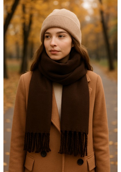 Kadın Koyu Kahverengi Püsküllü Soft Dokulu Şal