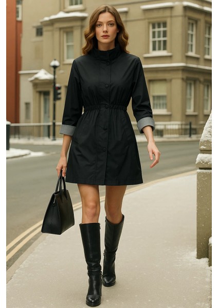 Kadın Kışlık Çizgili Siyah Kısa Trençkot