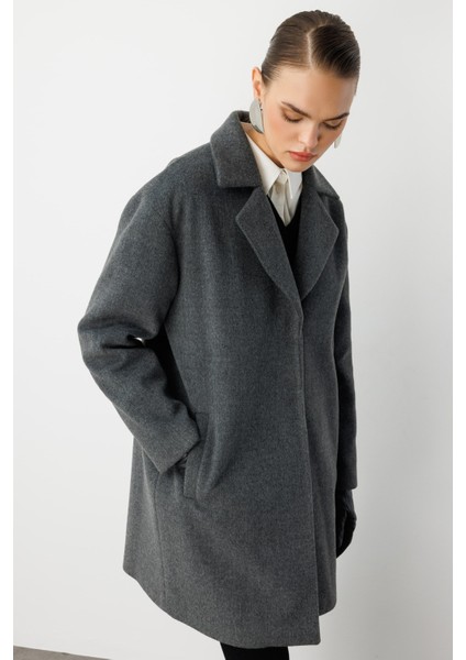 Çıt Çıt Kapamalı Gri Yünlü Kısa Kaşe Kaban indirimleri