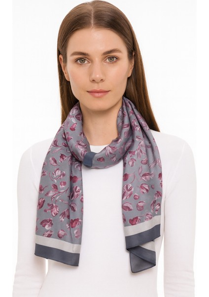 Gri Zeminli Pembe Çiçek Desenli Şal