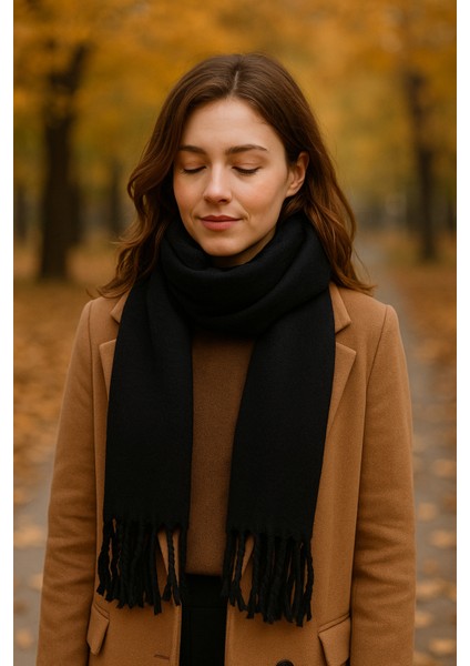 Kadın Koyu Lacivert Püsküllü Soft Dokulu Klasik Şal