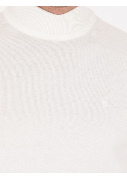 Erkek Ekru Slim Fit Yarım Balıkçı Yaka Basic Triko Kazak 50276161-VR019