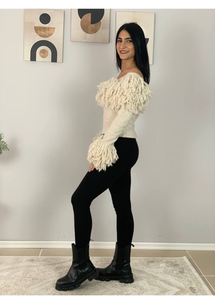 Kadın Püsküllü Madonna Yaka Triko Kazak Krem Standart modelleri