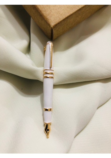 Beyaz Dolma Kalem Broş fırsatları