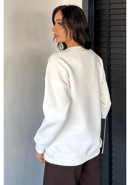 Kadın Bisiklet Yaka Pul Nakışlı Şardonlu Sweatshirt P-00019309 fırsatları