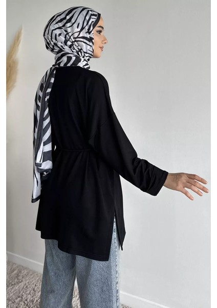 Bisiklet Yaka Yan Yırtmaç Detaylı Bel Bağlamalı Tesettür Tunik P-00019263 modelleri