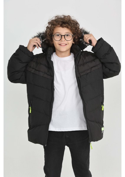 Erkek Çocuk Montu Kışlık Kalın Kapüşonlu Su Geçirmez Dış Giyim fırsatları