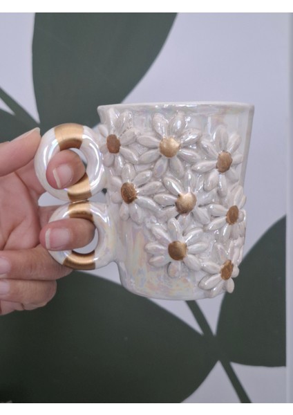 Gold Yaldızlı Çiçekli Kupa 200 ml fırsatları