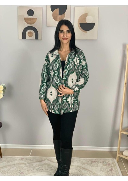 Kadın Tek Cepli Desenli Kalın Oduncu Ceket Gömlek (Yeşil-Beyaz) S fırsatları