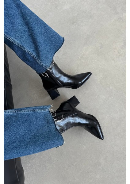 Liston Kadın Topuklu Kırışık Deri Bot Siyah modelleri