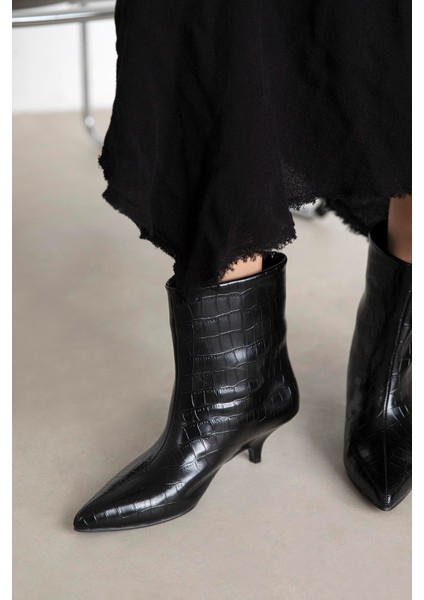 Bella Kadın Pino Ökce Kroko Deri Bot Siyah modelleri