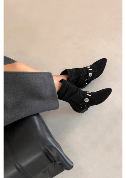 Spark Kadın Aksesuar Detay Hakiki Deri Süet Bot Siyah