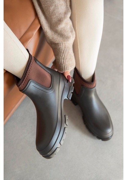 Carmen Plastik Su Geçirmez Kadın Bot Kahve