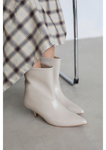 Bella Kadın Pino Ökçe Kırışık Deri Bot Bej