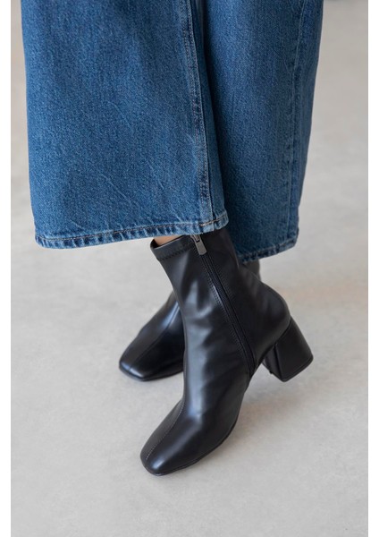 Lucas Kadın Küt Kalıp Deri Bot Siyah