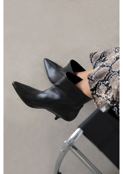 Bella Kadın Pino Ökce Deri Bot Siyah fiyatları