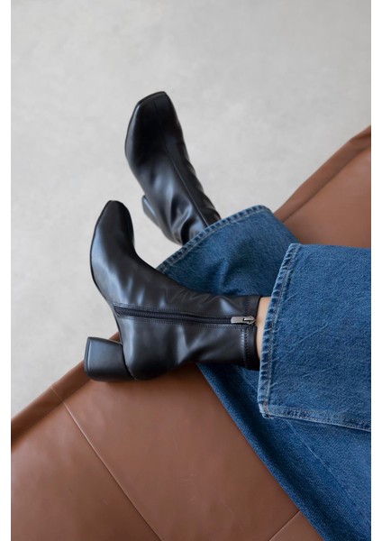 Lucas Kadın Küt Kalıp Deri Bot Siyah fırsatları