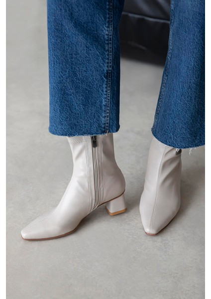 Amor Kadın Streç Küt Kalıp Deri Bot Bej