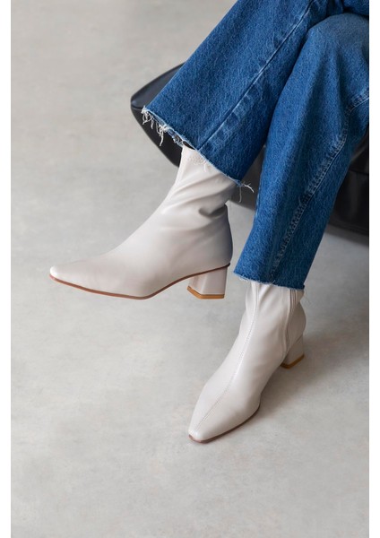 Amor Kadın Streç Küt Kalıp Deri Bot Bej fiyatları