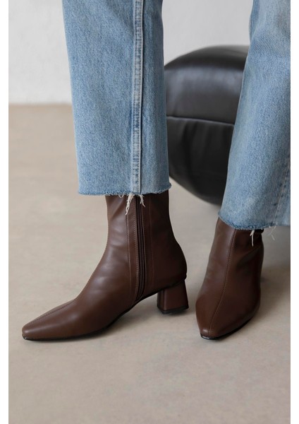 Amor Kadın Streç Küt Kalıp Deri Bot Kahve fiyatları