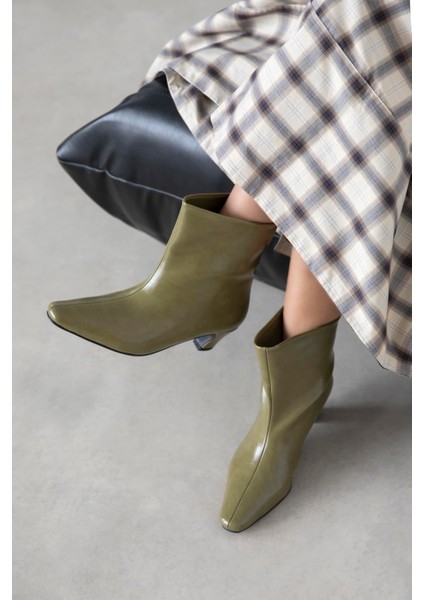 Viva Kadın Kırışık Deri Bot Olive