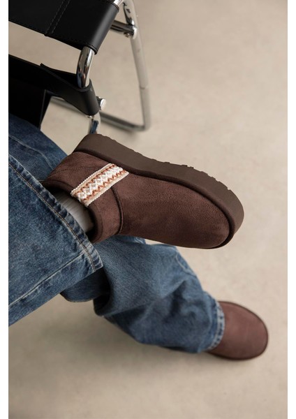 Rosso Kadın Içi Tüylü Kalın Taban Süet Yarım Bot Kahve