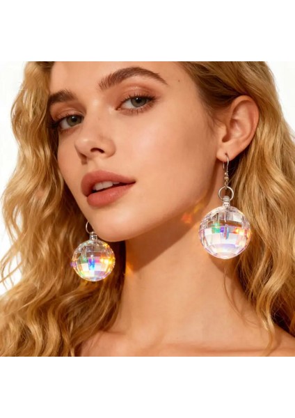 Işıklı Yılbaşı Parti Kutlama Küpesi 4 Farklı Efekt ile Göz Alıcı Noel ve Özel Gün Küpesi