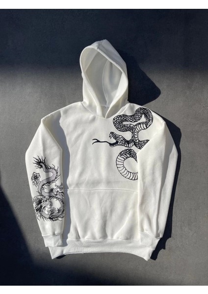 Uzun Kol Kapşonlu Baskılı Sweatshirt