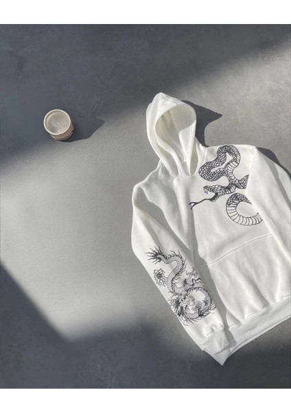 Uzun Kol Kapşonlu Baskılı Sweatshirt fiyatları
