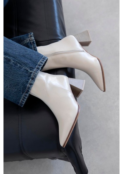 Liston Kadın Topuklu Kırışık Deri Bot Bej